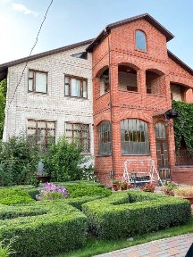 Продам дом на Новых Домах с жилым подвалом