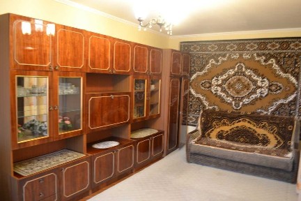 Київ, Жолудєва вул., 6В