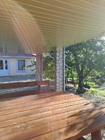 Продам капитальный дом в с. Мариновка с красивым видом на лиман.
