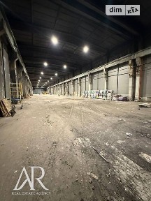 Здається комерційне приміщення на вул. Будівельників, площа 2300 кв. м • ID 34581331