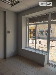 Здається комерційне приміщення на вул. Івана Мазепи 28, площа 19 кв. м • ID 34578653