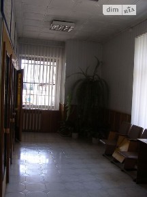 Здається комерційне приміщення на вул. Михайла Грушевського 48, площа 70.5 кв. м • ID 34577171