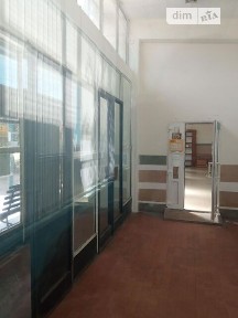 Здається комерційне приміщення на пл. Героїв Майдану 4, площа 123.3 кв. м • ID 34536945