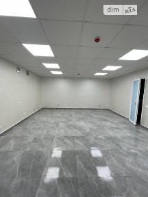 Здається комерційне приміщення на вул. Галицька, площа 34.8 кв. м • ID 34524682
