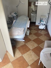 Здається комерційне приміщення на пл. Ринок, площа 10 кв. м • ID 34454058