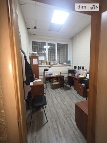 Здається комерційне приміщення на вул. Клінічна 6, площа 36 кв. м • ID 34140543