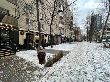Здається комерційне приміщення на вул. Василя Тютюнника 56, площа 37 кв. м • ID 33964115