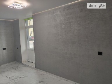 Здається комерційне приміщення на вул. Одеська 3/7, площа 25 кв. м • ID 33819858