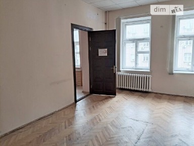 Здається комерційне приміщення на вул. Богдана Хмельницького, площа 60.8 кв. м • ID 33737049