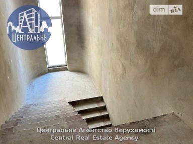 Пропонується в оренду обʼєкт нерухомості для бізнесу.