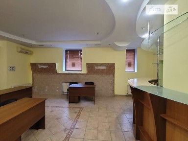 Здається комерційне приміщення на вул. Євгена Танцюри 70, площа 326 кв. м • ID 33363836