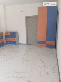 Здається комерційне приміщення на вул. Новоселів, площа 117 кв. м • ID 33297187