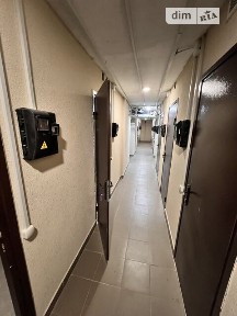 Здається комерційне приміщення на вул. Владислава Бувалкіна 7Б, площа 6.8 кв. м • ID 32707334