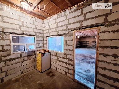 Здається комерційне приміщення на вул. Мар'їнська 20, площа 92 кв. м • ID 32470010