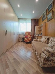 Продам 3 квартиру на Чичибабіна.