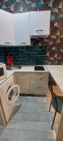 Продам гостинку возле ТРЦ Французский бульвар.