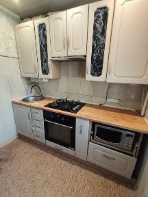 Без%Продам затишну квартиру по вул. Юрия Литвинского 31Б, 33500 у.е.