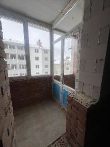 Продам простору однокімнатну квартиру 46 м2 в затишному Ворзелі