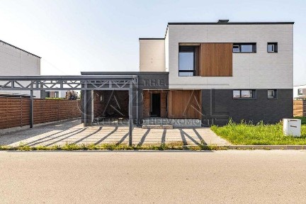 Продаж сучасного будинку в КМ Балатон, Нові Петрівці