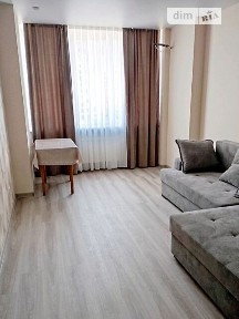 Павла Чубинського вулиця, Бровари, вул. Павла Чубинського 15 • ID 34641090