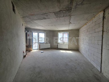 Продам 1-кімн. квартиру 74м² на 2/5 у ЖК Озерний край, Ужгород!