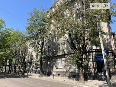 Грюнвальдська вулиця, Івано-Франківськ, вул. Грюнвальдська 15 • ID 34645437