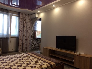 Оренда 1-кімнатної квартири 32 м², Героїв Праці вул., 26