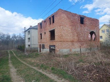 Продаж будинку та зем ділянки вул. Довбуша м. Борислав