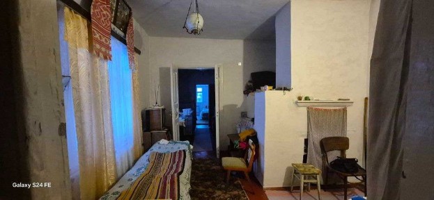 Продам півбудинку с. Гоголів 60м