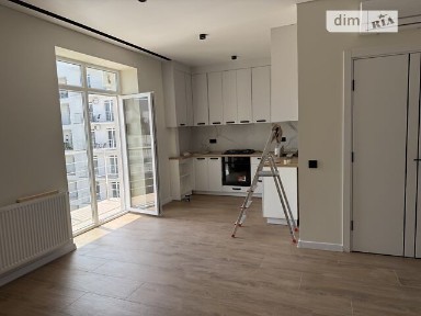 Богомольця вулиця, район Новий, Ужгород, вул. Богомольця 19 • ID 34644274