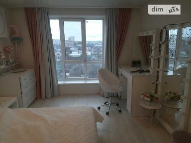 Продаж 3к квартири 84 кв. м на вул. Лесі Українки 74А • ID 34641861