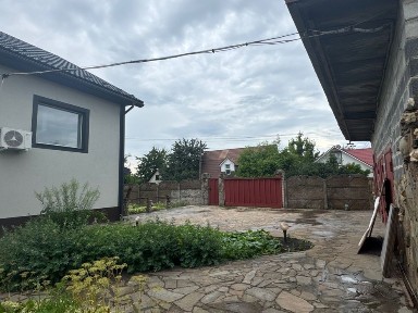 Продам Будинок смт Пісочин ВЛАСНИК + гостьовий будинок на 15 сотках
