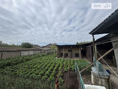 Продаж 1 поверхового будинку з гаражем 50 кв. м, 6 кімнат, на Дружба 13 • ID 34643466