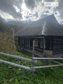 Продається будинок із земельною ділянкою (Карпати)