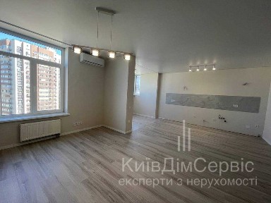 Продаж 1 кімнатної квартири студії РЕМОНТ Русанівська Гавань Лівобережна