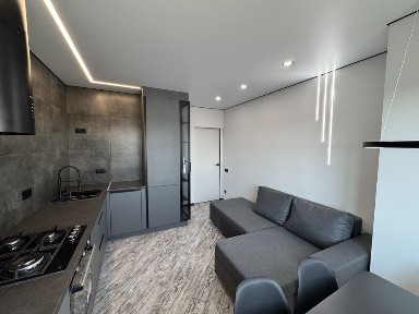 Продам стильну 1К квартиру в центрі ЖК Family Plaza