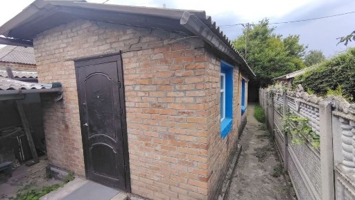Продаж частини будинку
