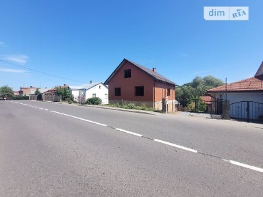 Продаж 2 поверхового будинку з гаражем і ділянкою на 6 соток, 190.7 кв. м, 3 кімнати, на вул. Львівська 61 • ID 34646794
