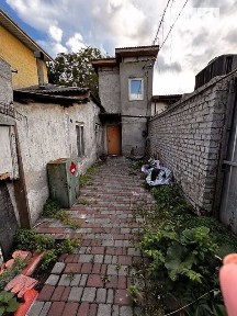 Продаж 2 поверхового будинку з ділянкою на 2 сотки, 55 кв. м, 2 кімнати, на вул. Окружна • ID 34646450