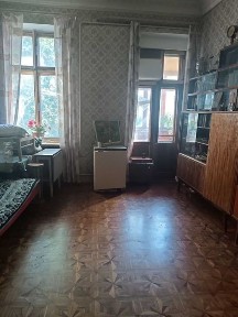 Продам 3-х комн. квартиру в самом Центре.