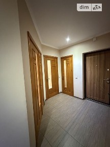 вулиця В'ячеслава Чорновола, район Центр, Івано-Франківськ, вул. В'ячеслава Чорновола 11 • ID 34647156