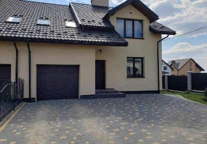Продам дуплекс, 179 м², с. Солонка.