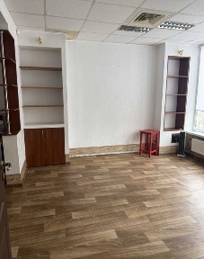 Лівобережна метро, вул Метрополіта Андрія Шептицького 22А, офіс 40м, 80м