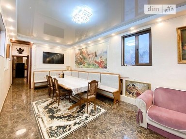 Продаж частини будинку на вул. Оборонна 8, 5 кімнат • ID 34331940