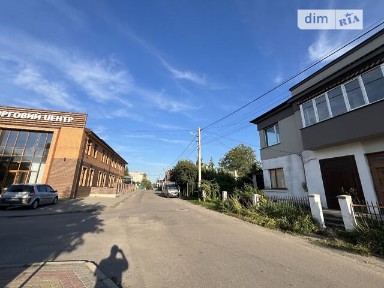 Продаж частини будинку на вул. Стара, 3 кімнати • ID 33704534