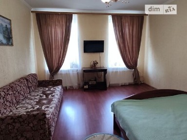 Продаж частини будинку на вул. Сінна, 4 кімнати • ID 33555427