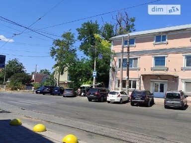 Продаж частини будинку на вул. Макарова, 1 кімната • ID 33381678