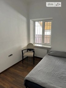 Продаж частини будинку на вул. Штурвальна, 3 кімнати • ID 32688213