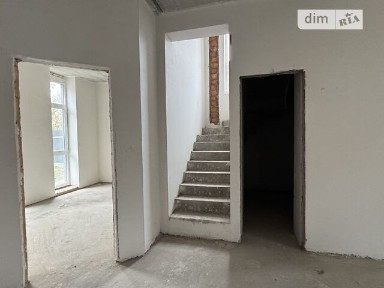 Продаж частини будинку на вул. Революції Гідності, 4 кімнати • ID 32420810