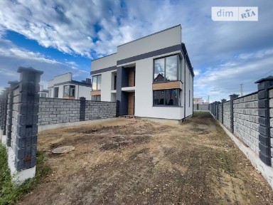 Серпанкова вулиця, район Новий Двір, Рівне, вул. Серпанкова, 4 кімнати • ID 32218497
